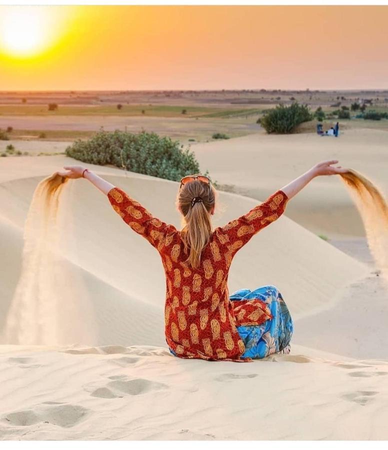 Golden Sandstone Hotel Desert Safari Camp Jaisalmer Extérieur photo