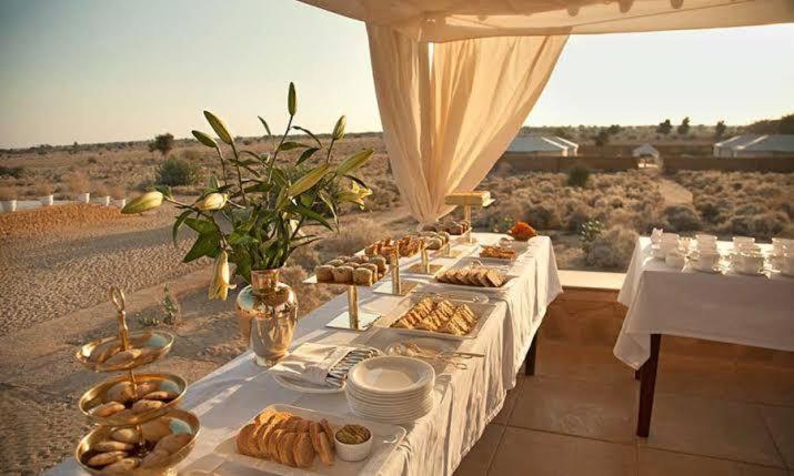 Golden Sandstone Hotel Desert Safari Camp Jaisalmer Extérieur photo
