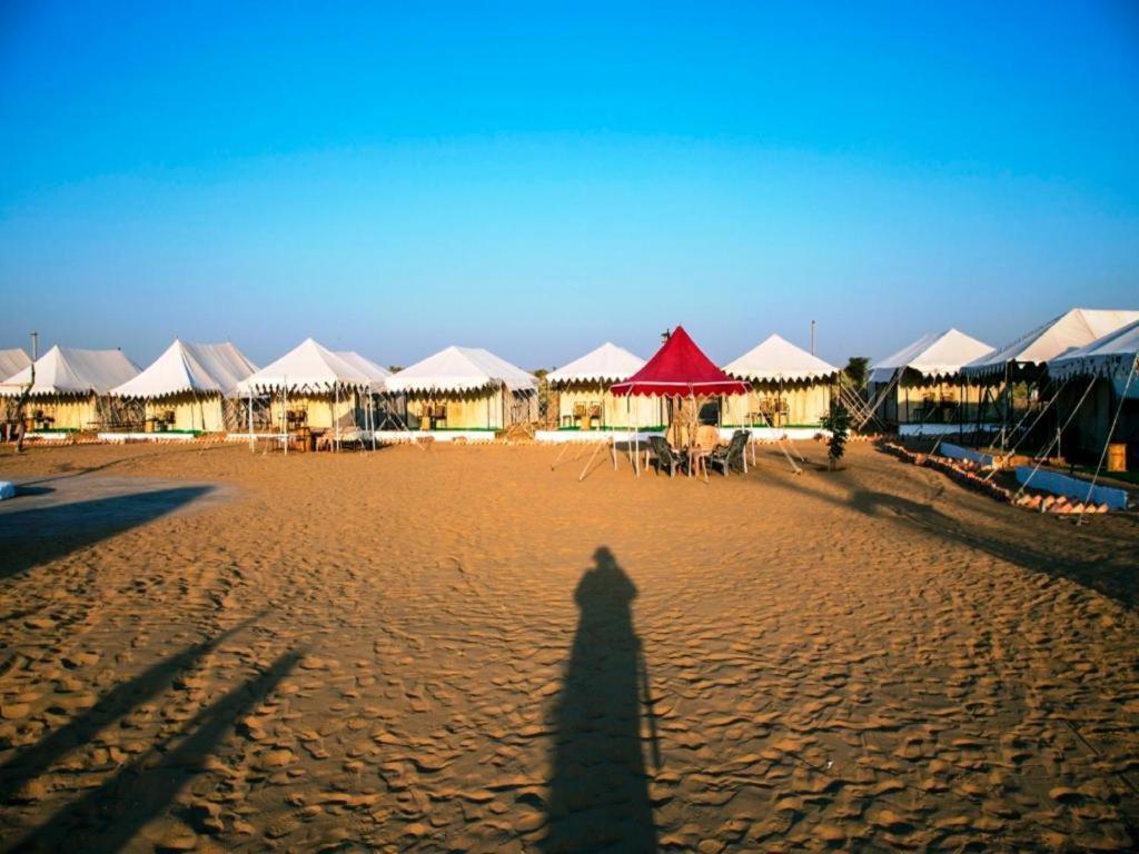 Golden Sandstone Hotel Desert Safari Camp Jaisalmer Extérieur photo