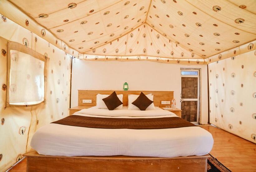 Golden Sandstone Hotel Desert Safari Camp Jaisalmer Extérieur photo